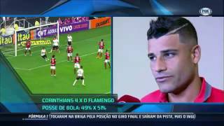 Ederson condena carrinho de Fágner em Corinthians x Flamengo: 'Poderia quebrar minha perna'