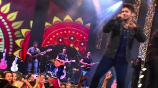 Henrique \u0026 Juliano - Vai Brincando (Live in Palmas) [Official Video]