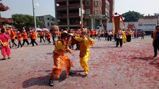 20191027新營太子宮進香團台中龍華寺1[淨爐手Vs三太子乩童共用參禮][顏值女乩]