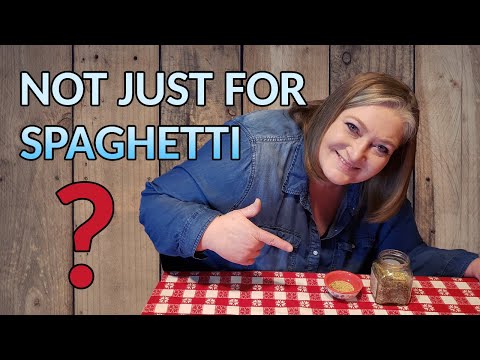 What seasonings go in spaghetti sauce?