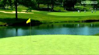 Stadler & Jobe's approach on No. 3 in Round 3 of the Memorial
