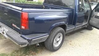 1994 GMC Sierra start-up and rev