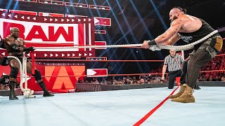 That time there was a tug of war on Raw: On this day in 2019