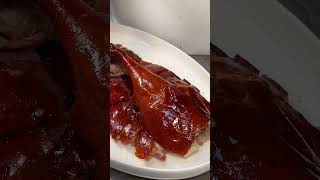 来广东怎能不吃烧鹅！新鲜出炉  脆皮肉嫩 | 美食中国 Tasty China