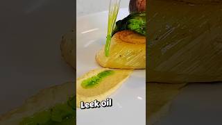 Leek oil #cooking #plating #greenoil