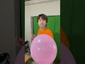 風船をカッコよく割る選手権【pop the balloon in style】 shorts