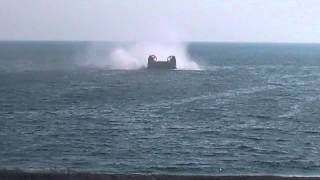 LCAC-1級エア・クッション型揚陸艇