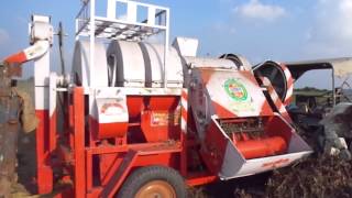 Aman Side tokri basket Thresher harvester +919039512344 Mini Combine