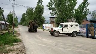 Militants Attack CRPF Party In Handwara