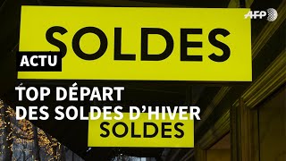 France: début des soldes d'hiver | AFP News