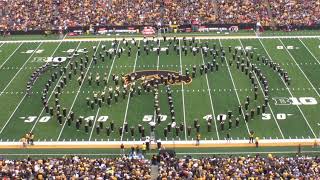 Hawkeye Marching Band #TheWave Homecoming 17