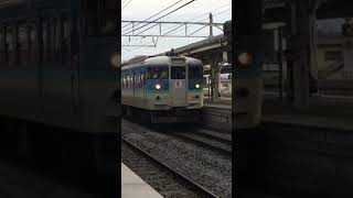 残りわずか、115系　しなの鉄道115系長野色　軽井沢駅　発車　#Shorts