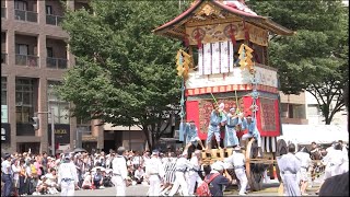 辻回し（御池通り～新町通） 山鉾巡行 祇園祭 2012　Tujimawasi 　Yamahoko cruise Gion Festival Kyoto 2012　Japan