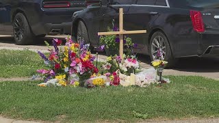 Muscatine community remembers family killed during shootings with memorial