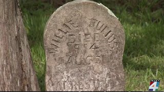 Local volunteers maintain 2 of the oldest Black cemeteries in Florida