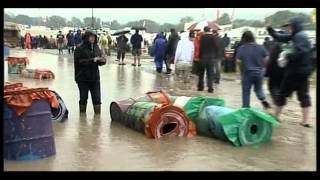 Glastonbury 2005 Rain and Storms | BBC1 News Report