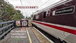 That monstrous, 6480 HP Class 91 departure sound!! - Christmas Special Departure 🎄🎄 -