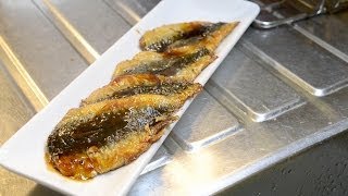 鰯の処理の仕方を是非見ていただきたい、鰯の蒲焼の作り方　　How to make teriyaki sardine