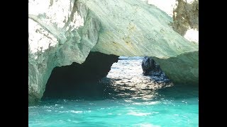 Places to see in ( Capri - Italy ) Green Grotta