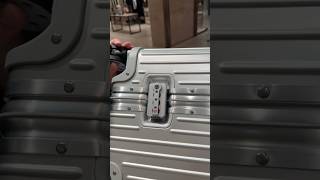 How to set Rimowa luggage password