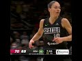 Sue Bird doing Sue Bird things 🤯