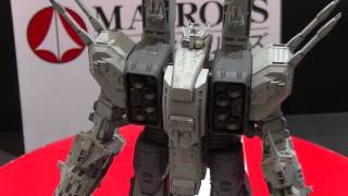 SDF-1 マクロス艦 強攻型 “劇場版”：SDF-1 MACROSS MOVIE EDITION (Plastic Model)