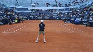 Jannik Sinner slow motion practice court level