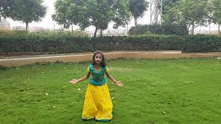 Neeli Neeli Aakasam Dance  by Shruthika | 30 Rojullo preminchadam ela