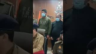 थाना इकोटेक 3 पुलिस द्वारा हत्या की घटना का अनावरण करते हुये हत्या कराने वाले 02 अभियुक्त गिरफ्तार