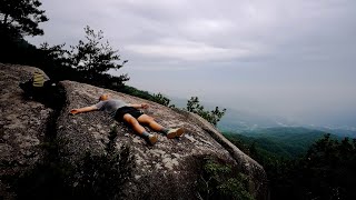 Solo hiking along the 29 miles ridge road in Korea a.k.a GaPalHwanCho