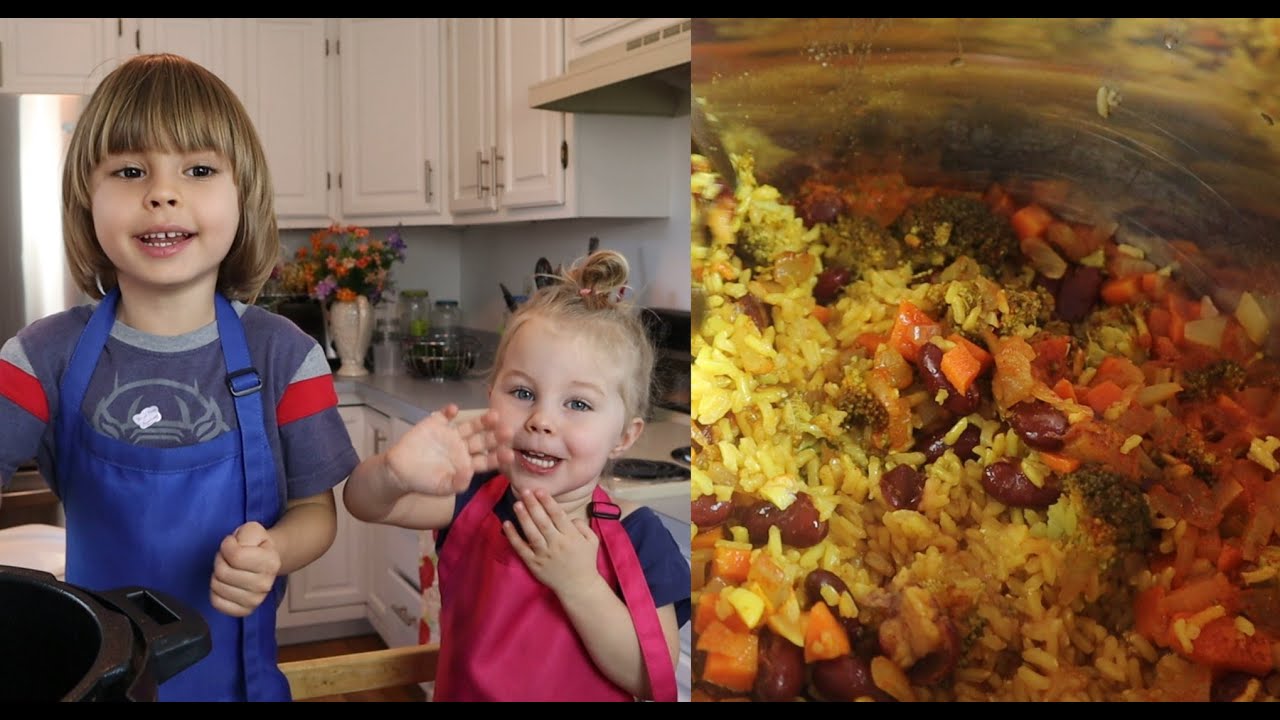 Sammy And Sarah Make Rice And Beans - YouTube