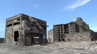 【世界遺産の迫力!】長崎県　軍艦島への上陸!　Nagasaki Gunkan island meaning Battleship island.