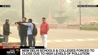 New Delhi shuts down due to a thick blanket of smog