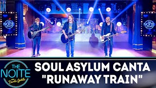 Soul Asylum canta "Runaway Train" | The Noite (12/12/18)