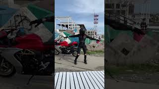 настроение-потанцевать😁 mood-dance #мотоТаня а у вас какое? #motoTanya moto girl bike girl rider