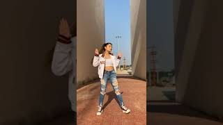 Jugnu Badshah Song - Amulya Rattan New Dance, Instagram Reels, Moj Video #Shorts