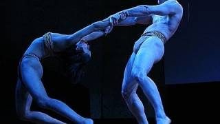 A performance merging dance and biology | Pilobolus