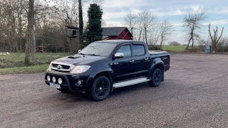 Köp A-Traktor Toyota Hilux 3,0 Tdi Automat på Klaravik