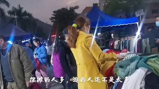 疫情管控全面放开，地摊经济等开始恢复正常，夜市率先火热起来了