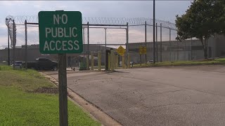 'Y’all better pray over y’all’s food' | Inmates speak out after Barrow County jailer arrested for la