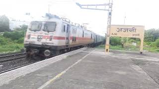 22404 Puducherry SF Express | With WAP 7 Royapuram Locomotive | NDLS/New Delhi To - PDY/Puducherry