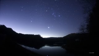 星空タイムラプス #2  オリオンをなぞる冬の大三角