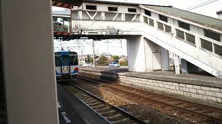 土讃線 善通寺駅 DE10 通過