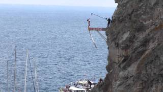 финальный победный прыжок на red bull cliff diving yalta 2011