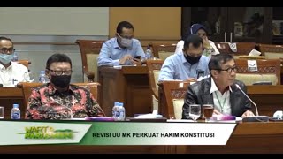 WARTA PARLEMEN - REVISI UU MK PERKUAT HAKIM KONSTITUSI