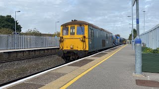 73201+73109 passes through Platform 1 at Deal, 15.10.2024