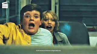 Super 8 (2011) - The Monster Slaughters The Army