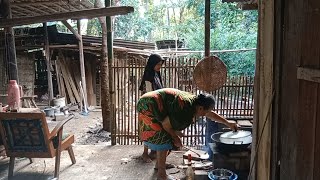 Ngintip mbah uti masak pake tungku - semur ayam menu kita hari ini