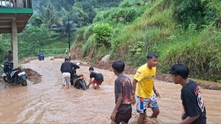 kok Bisa di Kampung Banjir‼️Bersama Petir, Hujan Deras Mengguyur Desa Padasuka Di Jawa Barat Cianjur