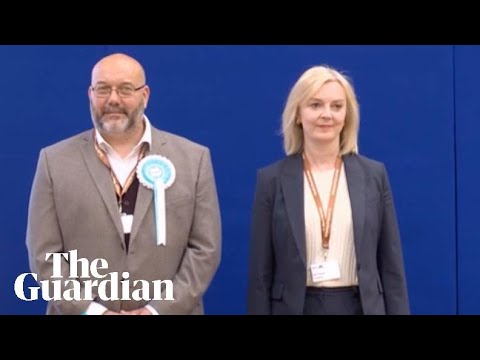 Moment when former Conservative PM Liz Truss lost her seat to Labor